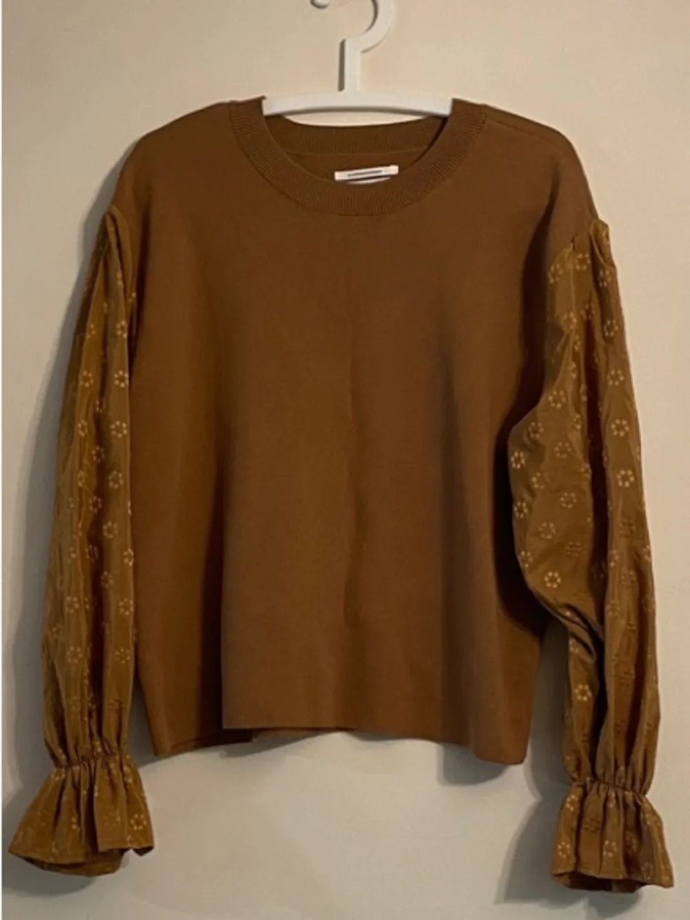 Anthropologie Mixed Media Eyelet Puff Sleeve Sweater Size L - Picture 3 of 9
